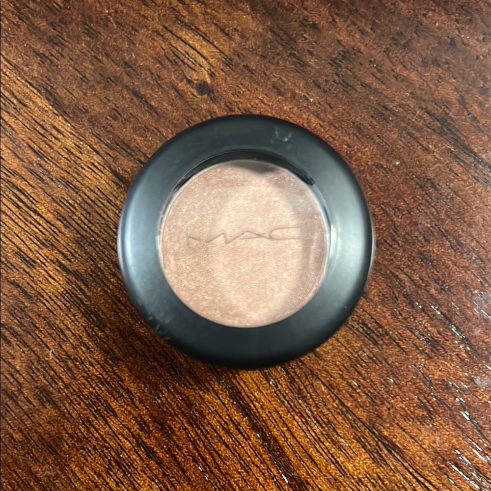MAC Cosmetics Eye Shadow in All That Glitters